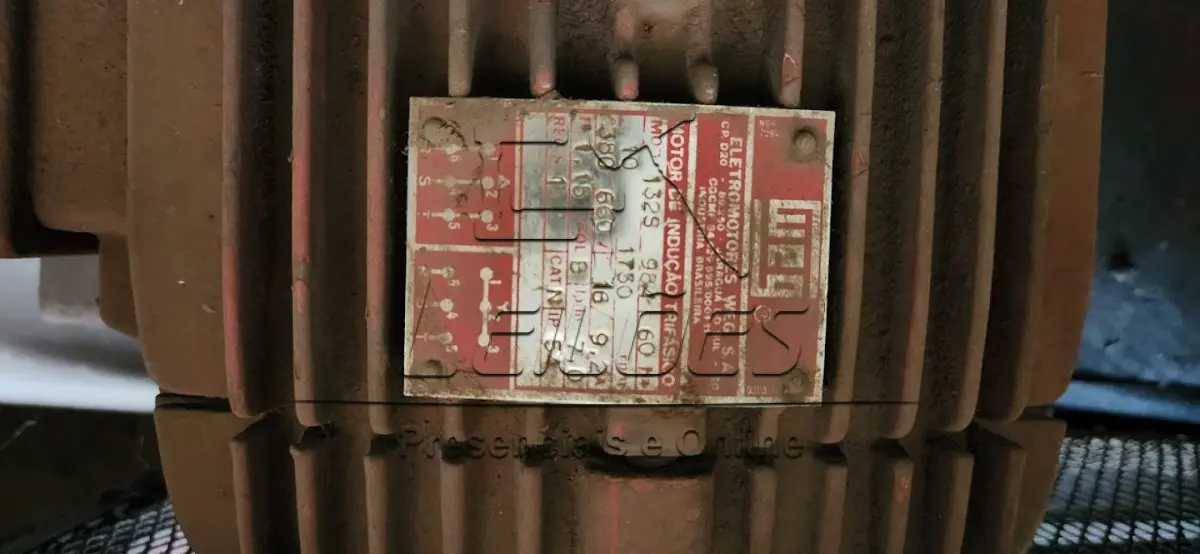 LOTE 101 - Compressor de ar da marca Wayne com motor trifásico 7h