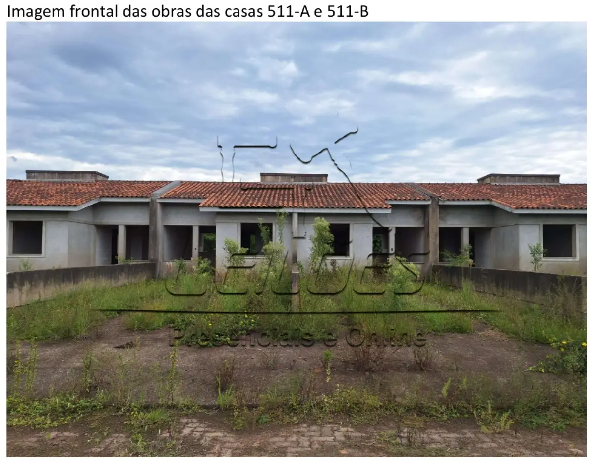 LOTE 031 - Casa de alvenaria sob nº 511-A, em construção, geminada, com a área construída de 43,48m²,  situada na Rua Vítor Mateus Teixeira, Vila Três Marias, em Esteio/RS. Matrícula nº 29.061