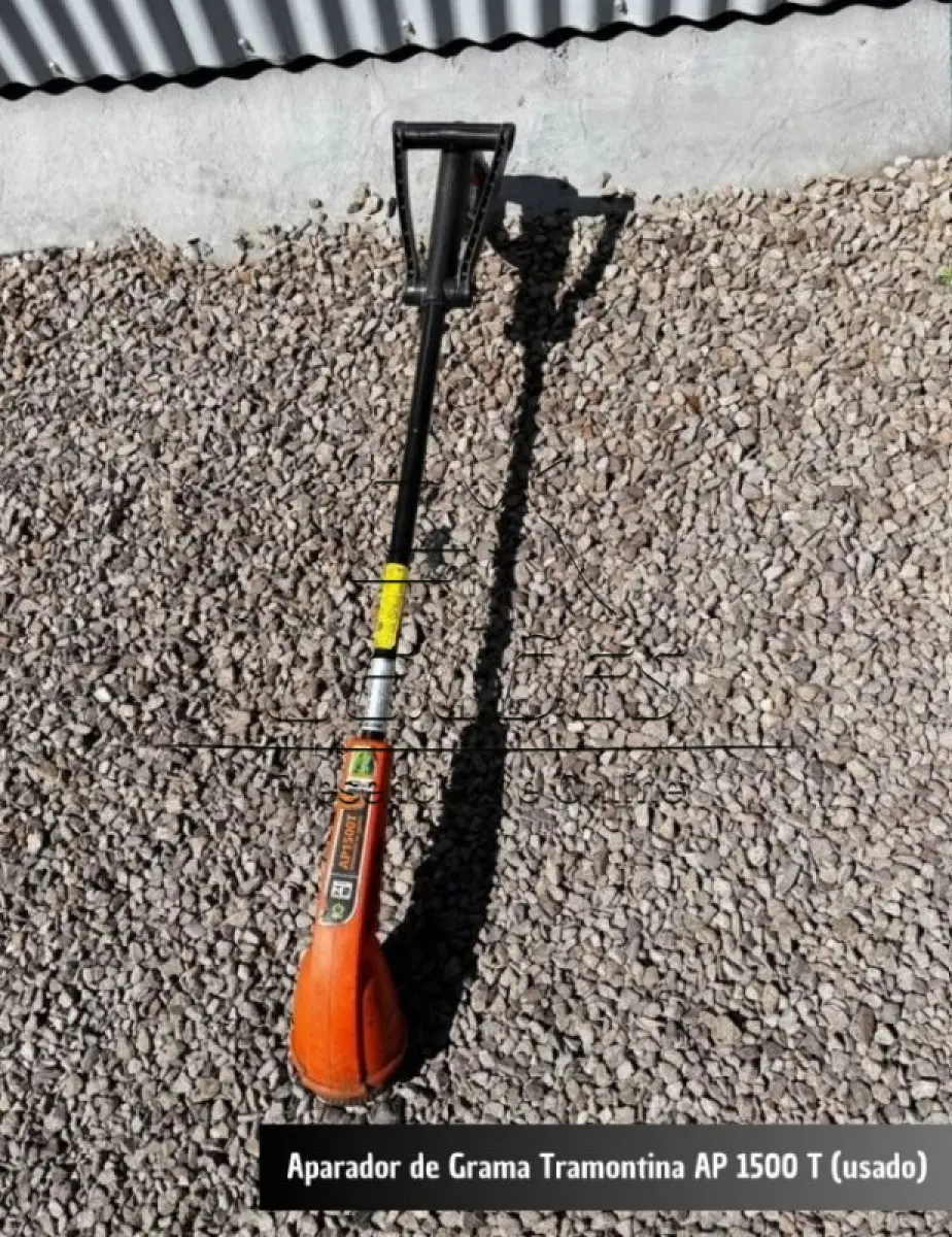 LOTE 018 - 01 aparador de grama da marca Tramontina AP1500 T