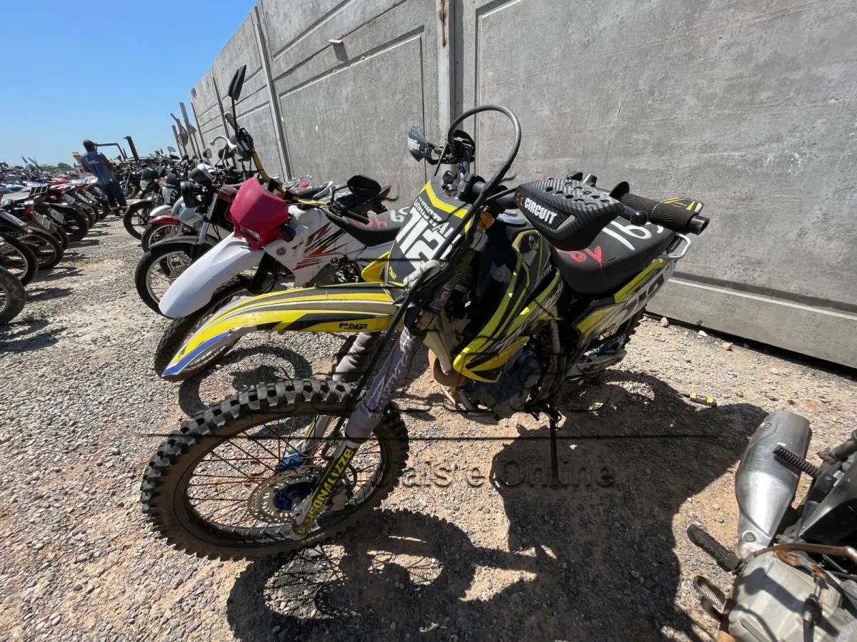 LOTE 0018
