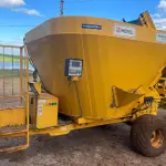 VAGÃO DESENSILADOR AUTOCARREGÁVEL DE MISTURA VERTICAL FABRICADO PELA MEPEL - PRODUMIXER 6.5